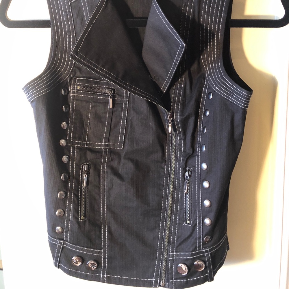 Size Small Vest